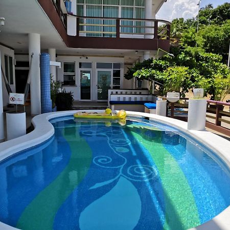 Отель Casa Mia Пуэрто-Эскондидо Экстерьер фото